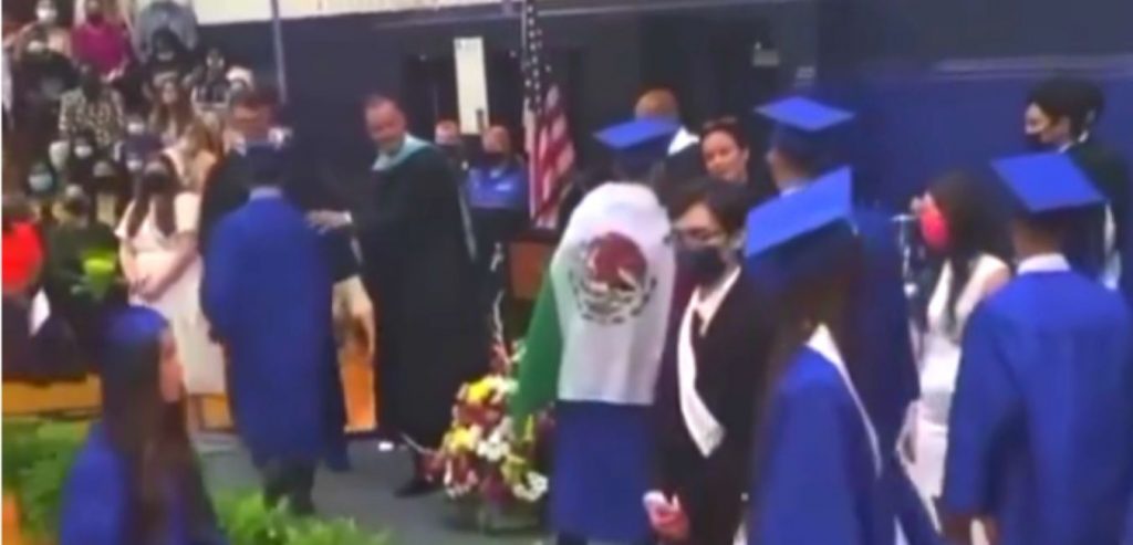 They denied him the diploma for wearing a Mexican flag
