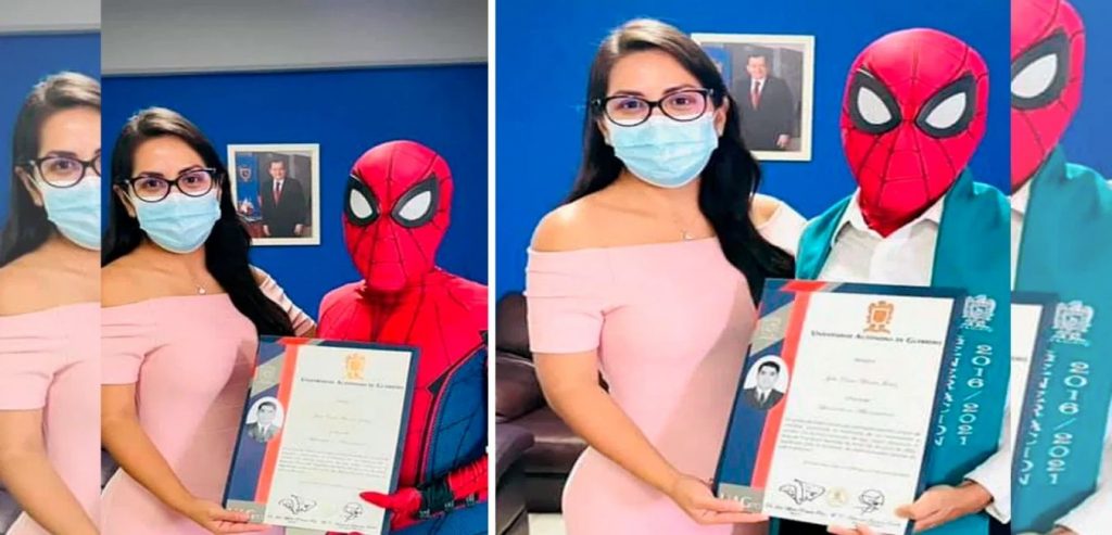 Student erhielt seinen Abschluss verkleidet als SPIDER-MAN